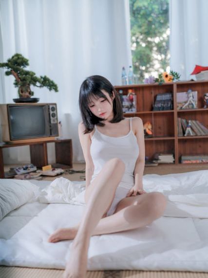 欧美甜心火辣赵妍写真_BD英语电影完整版