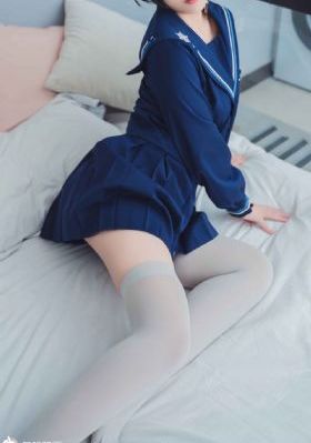 欧美主播玩蛇视频_BD英语免费观看