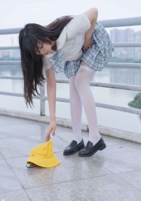 欧美有关月亮的歌曲_国产剧全集免费观看