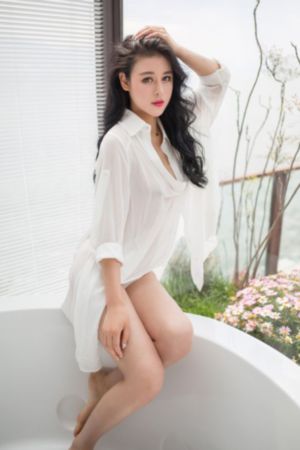 欧美情趣内衣时装秀_1080P电影完整版在线观看